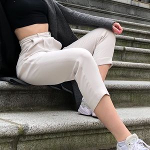 Aritzia Essie Pant